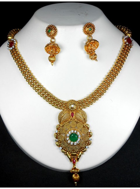 Exclusive Polki Set